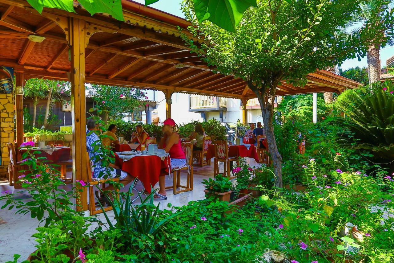 Hotel Villa Oenemli Сиде Екстериор снимка