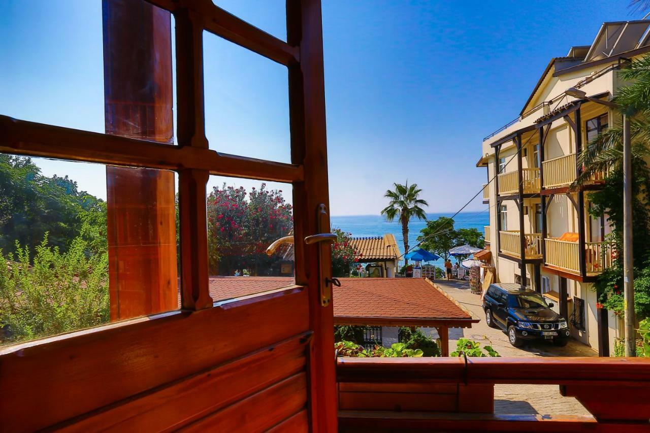 Hotel Villa Oenemli Сиде Екстериор снимка