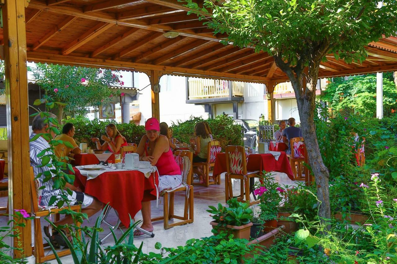 Hotel Villa Oenemli Сиде Екстериор снимка