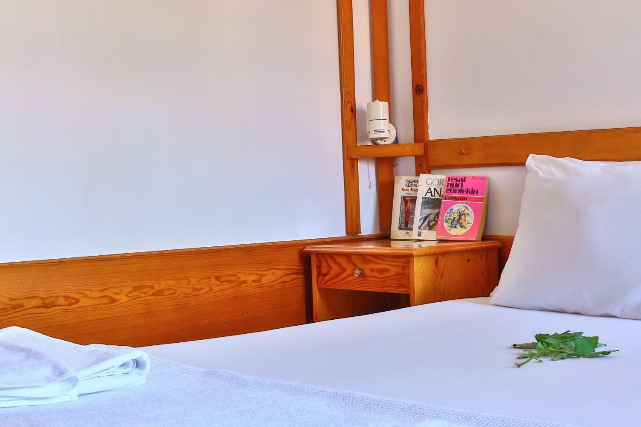 Hotel Villa Oenemli Сиде Екстериор снимка