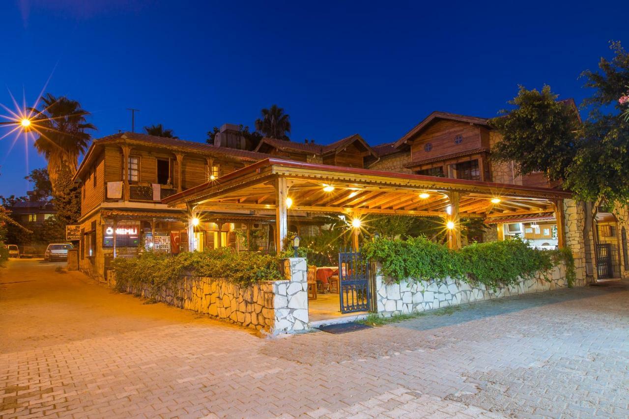 Hotel Villa Oenemli Сиде Екстериор снимка