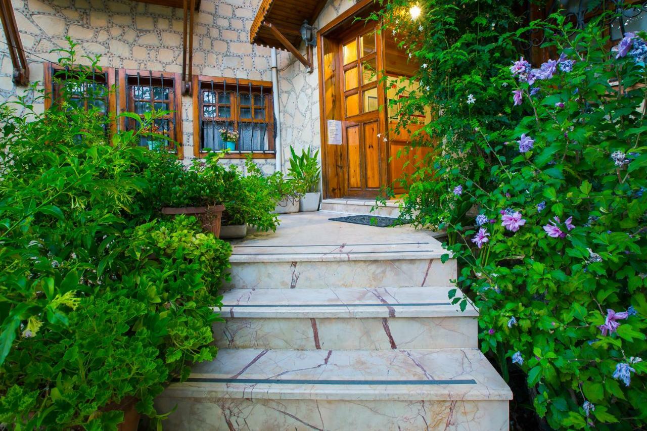 Hotel Villa Oenemli Сиде Екстериор снимка